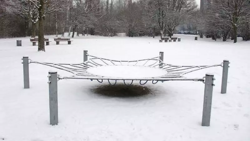 How Much Snow Can a Trampoline Hold